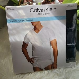 Calvin Klein 100%Cotton Mens Classic Fit pack T-shirt V neck Size:Large